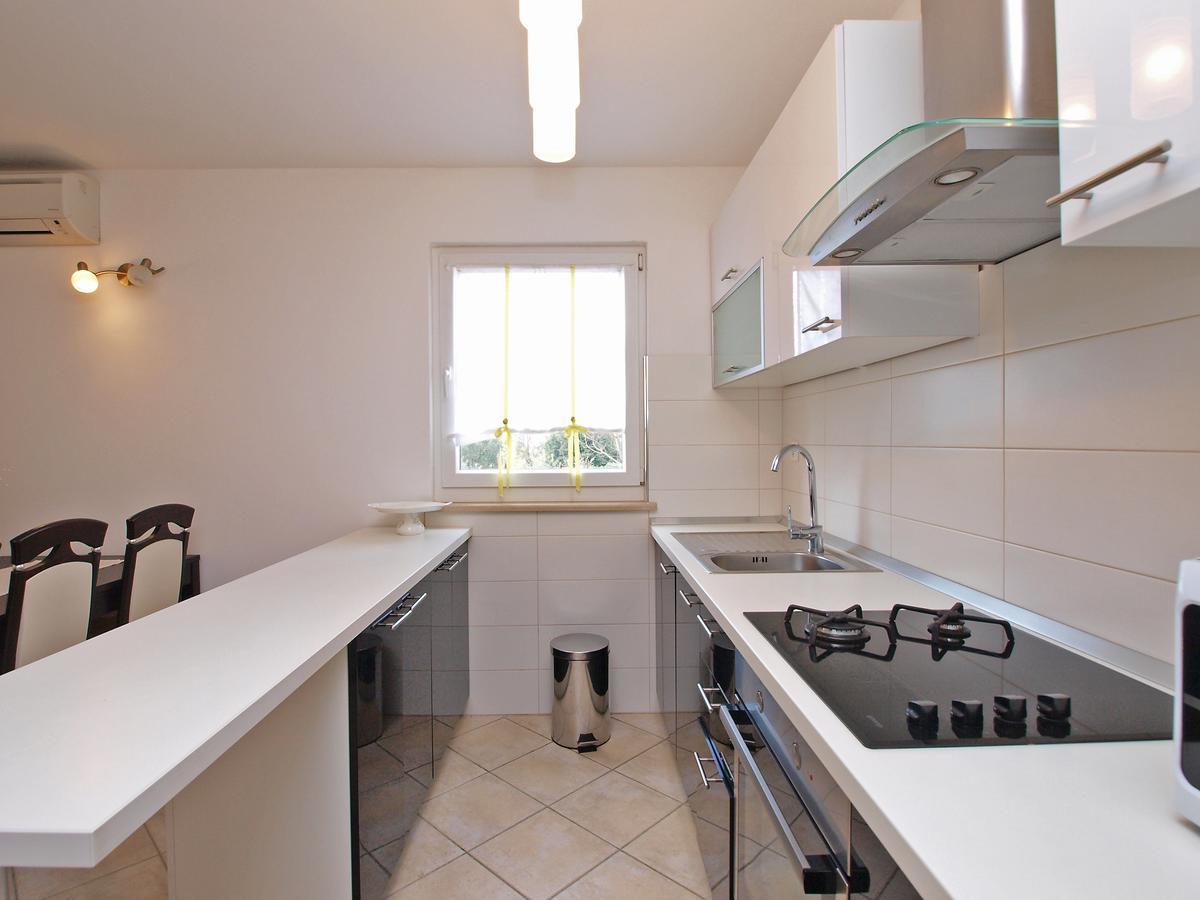 Apartments Milan 1048 Ровинь Экстерьер фото