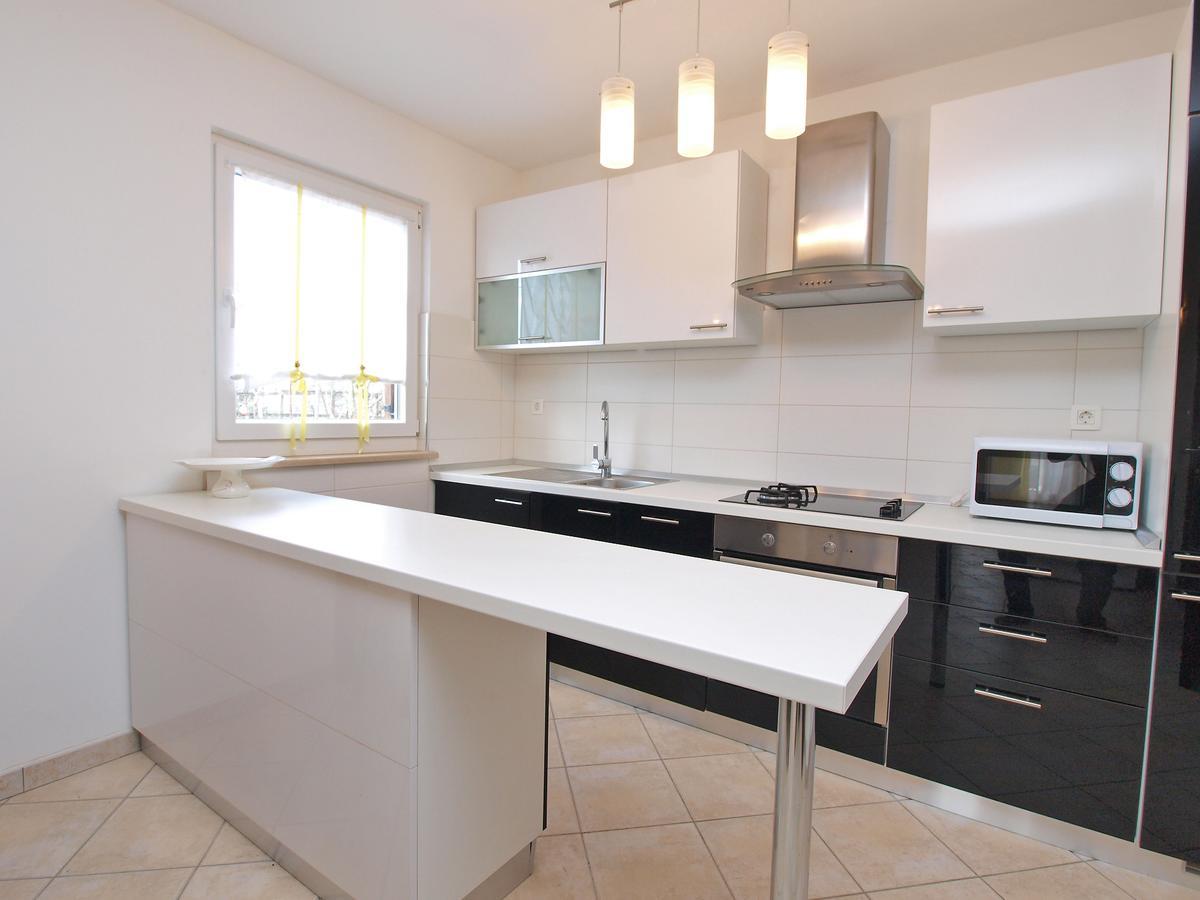 Apartments Milan 1048 Ровинь Экстерьер фото