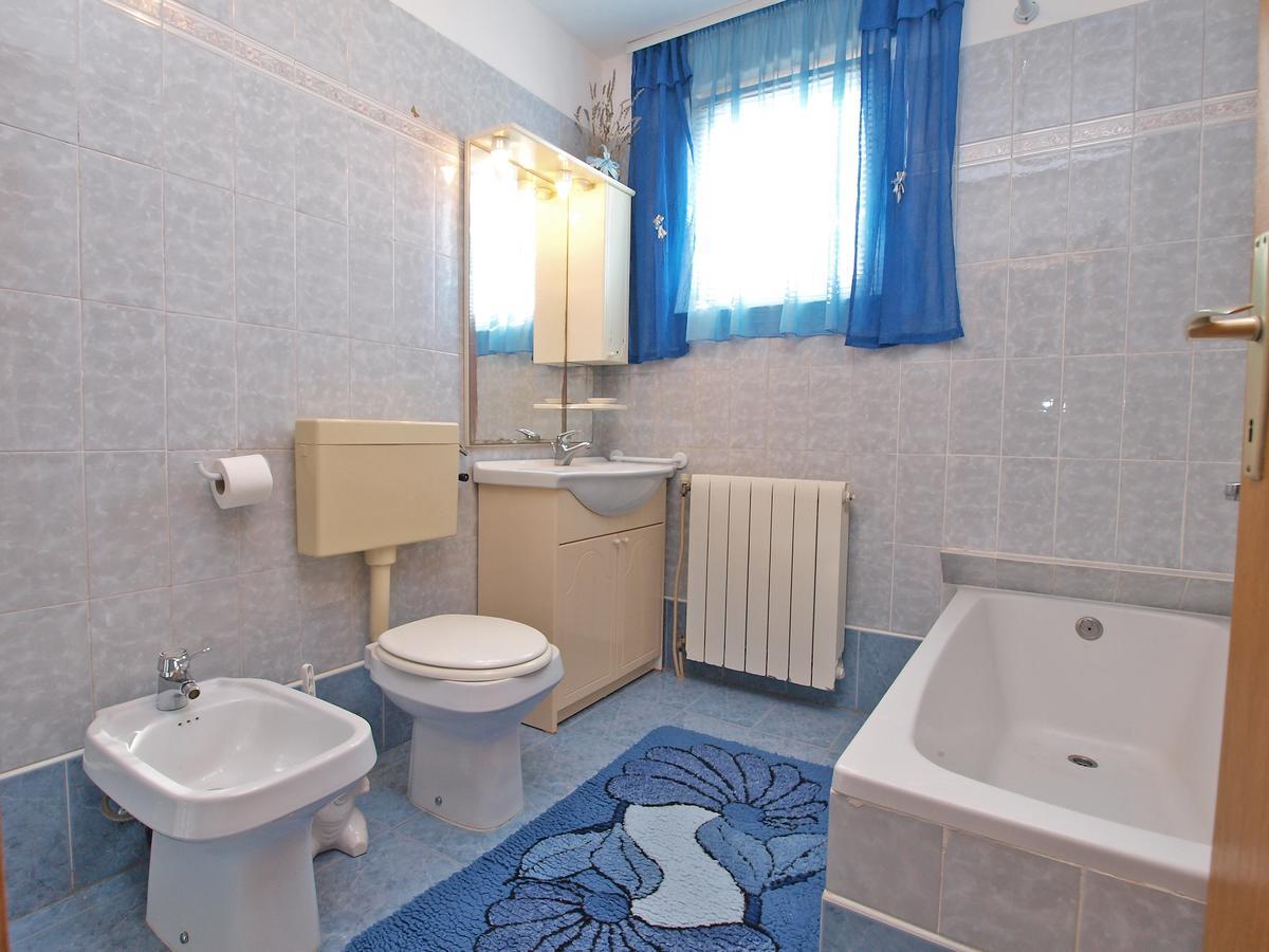 Apartments Milan 1048 Ровинь Экстерьер фото